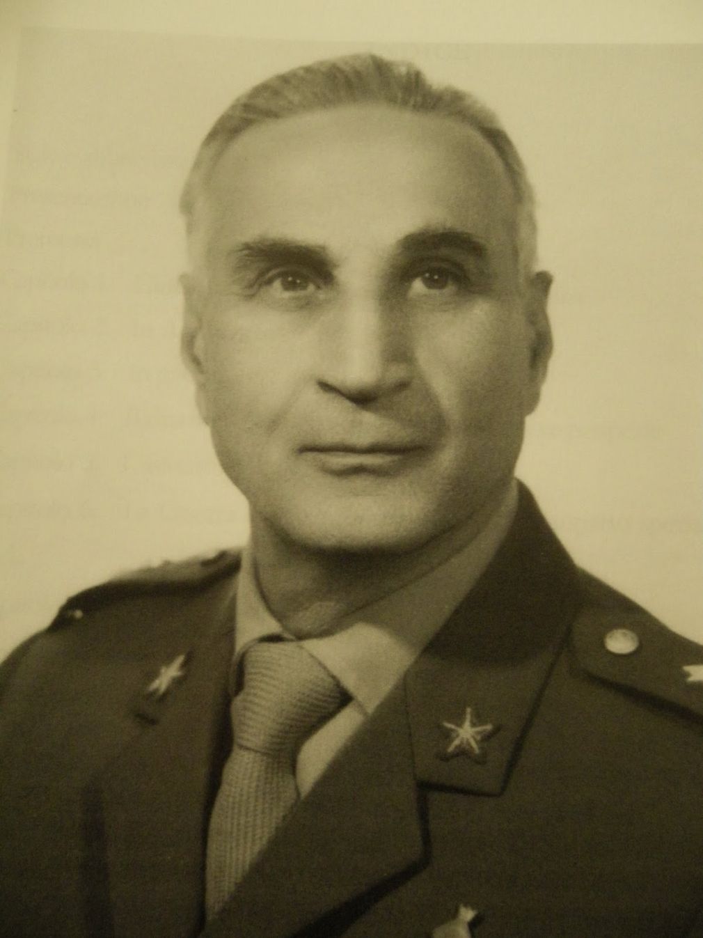 Gen.le Litterio Villari